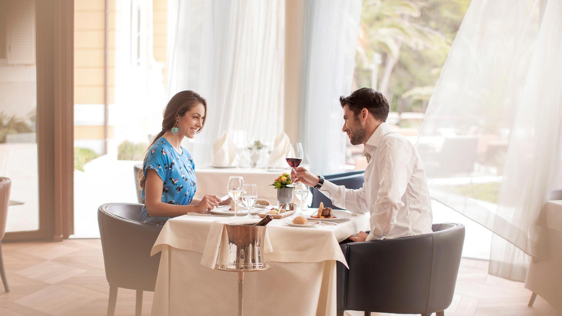 Lifestyle fotografija - u restoranu